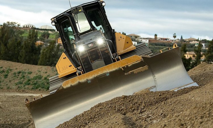 Engin de réglage à déplacement alternatifs (type BULLS)